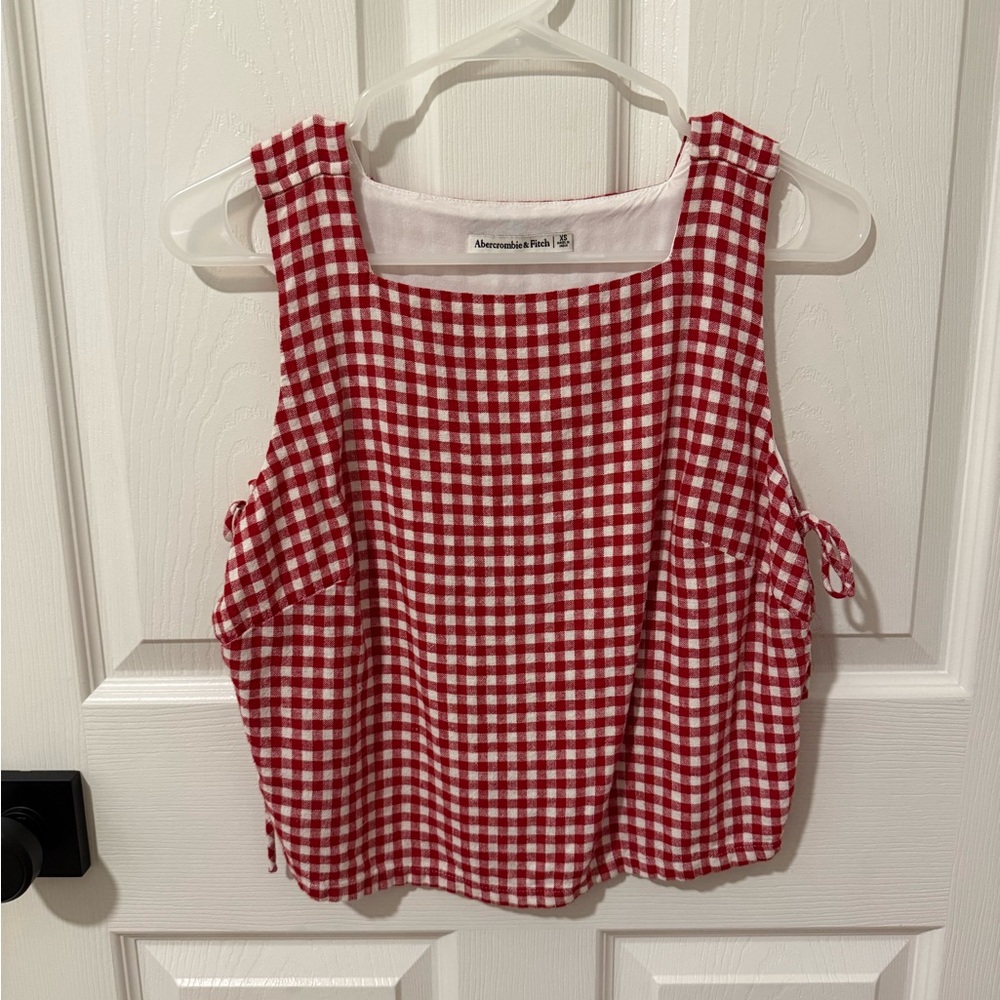 Abercrombie & Fitch Red Gingham Sleeveless Tie Side Blouse